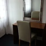 Falko Pensión 3*